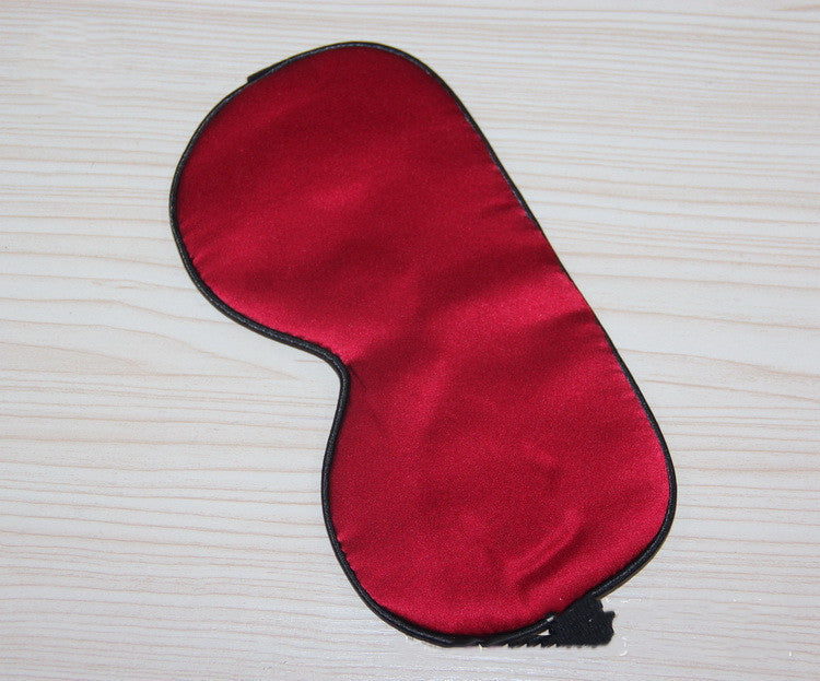 Masque en soie pour les yeux