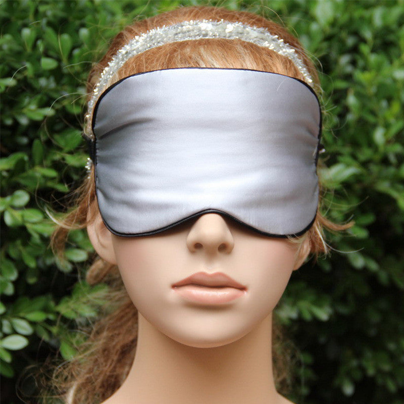Masque en soie pour les yeux