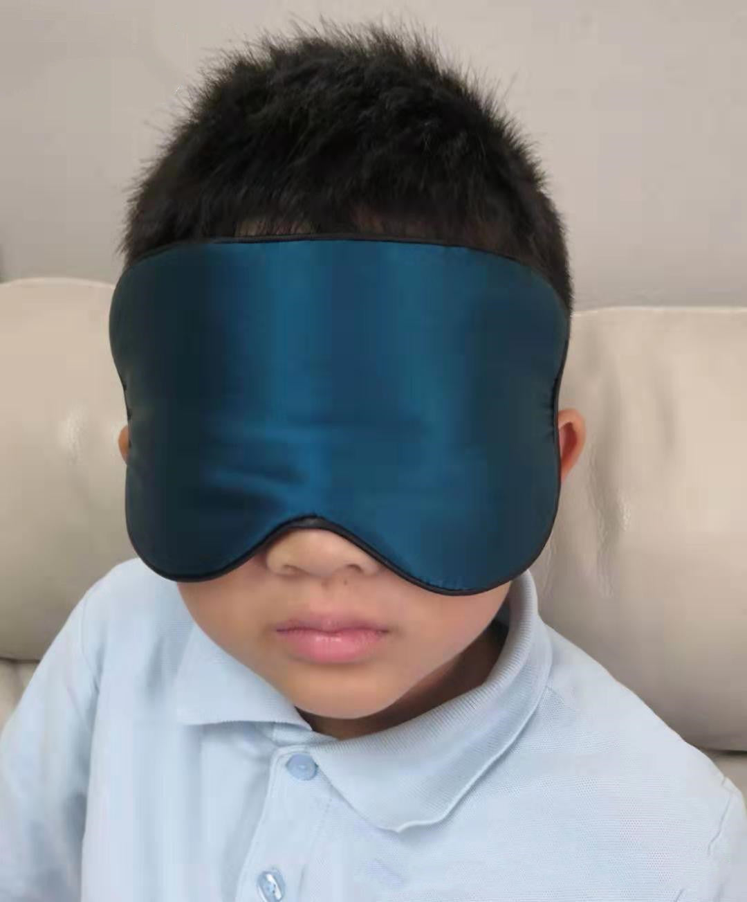 Masque en soie pour les yeux